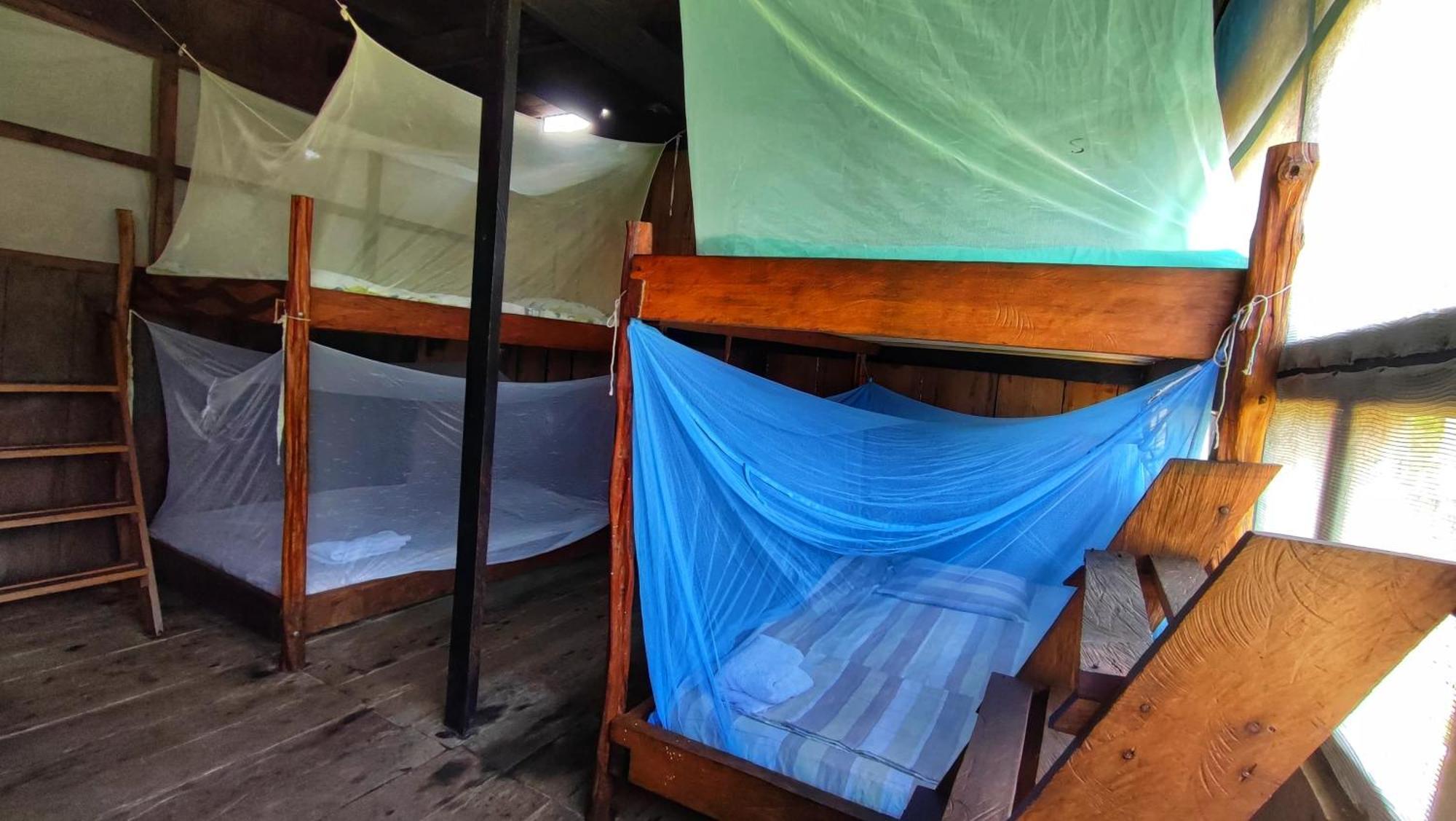 Hospedaje Y Tours Reina Arriera Amazonas Colombia Macedonia Exterior foto